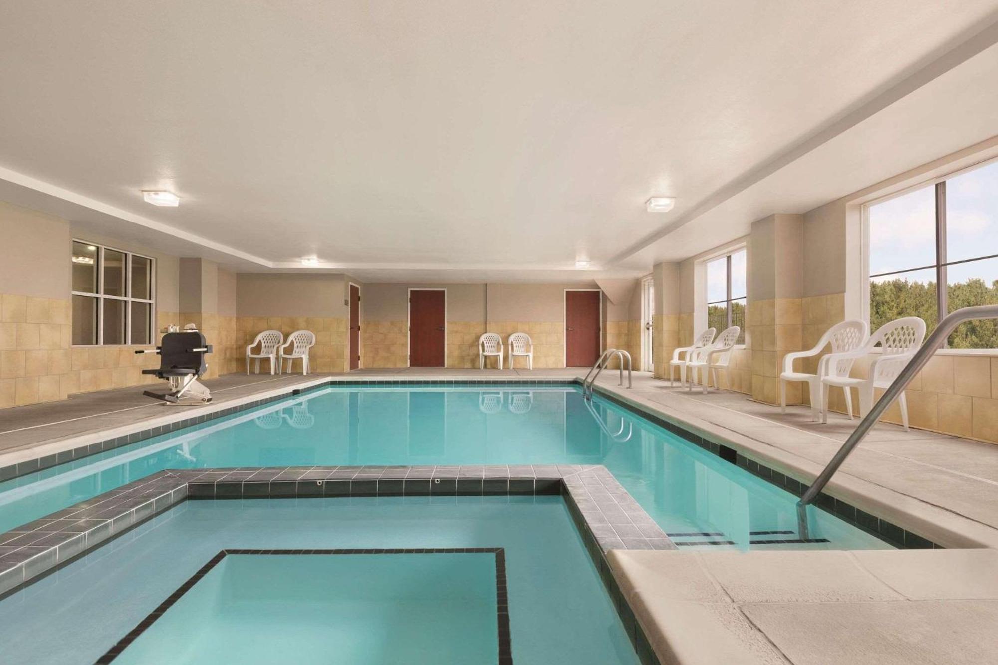 Country Inn & Suites By Radisson, Wytheville, Va Exteriér fotografie