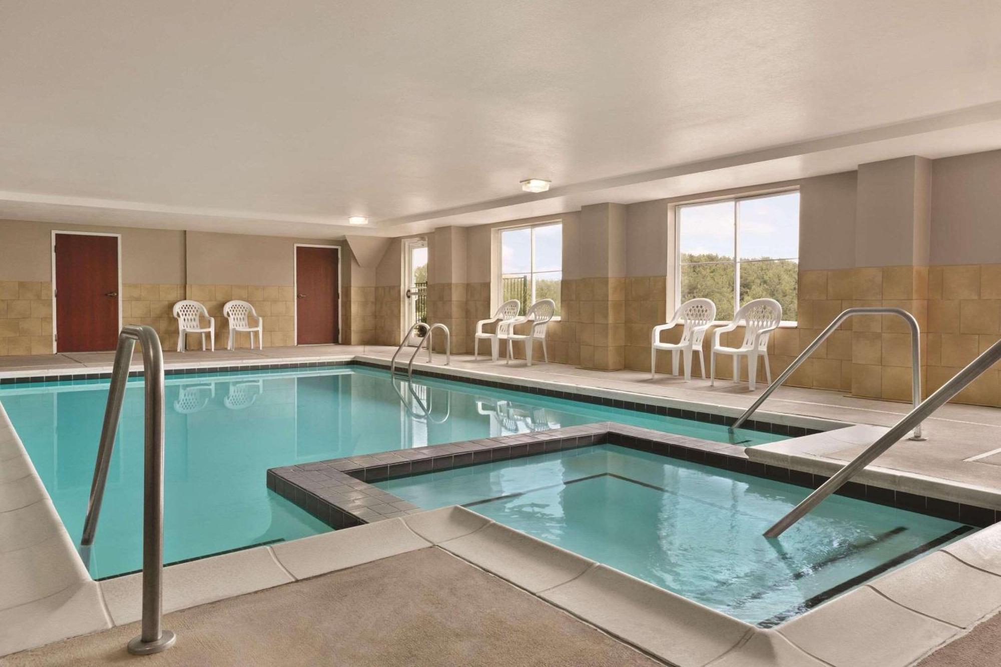Country Inn & Suites By Radisson, Wytheville, Va Exteriér fotografie